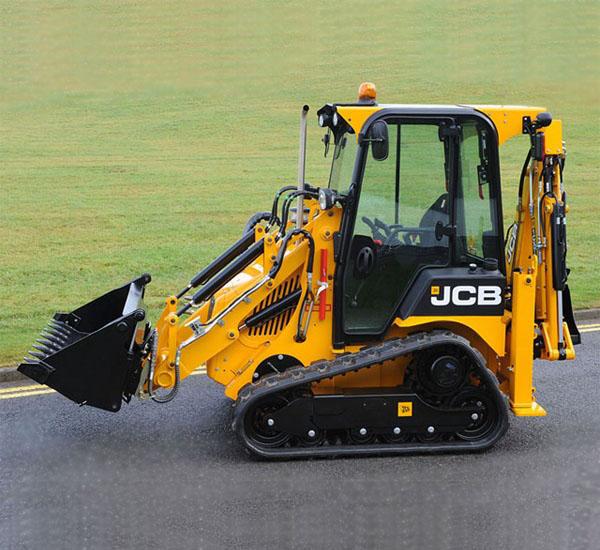 Компания JCB представляет новый компактный гусеничный экскаватор-погрузчик