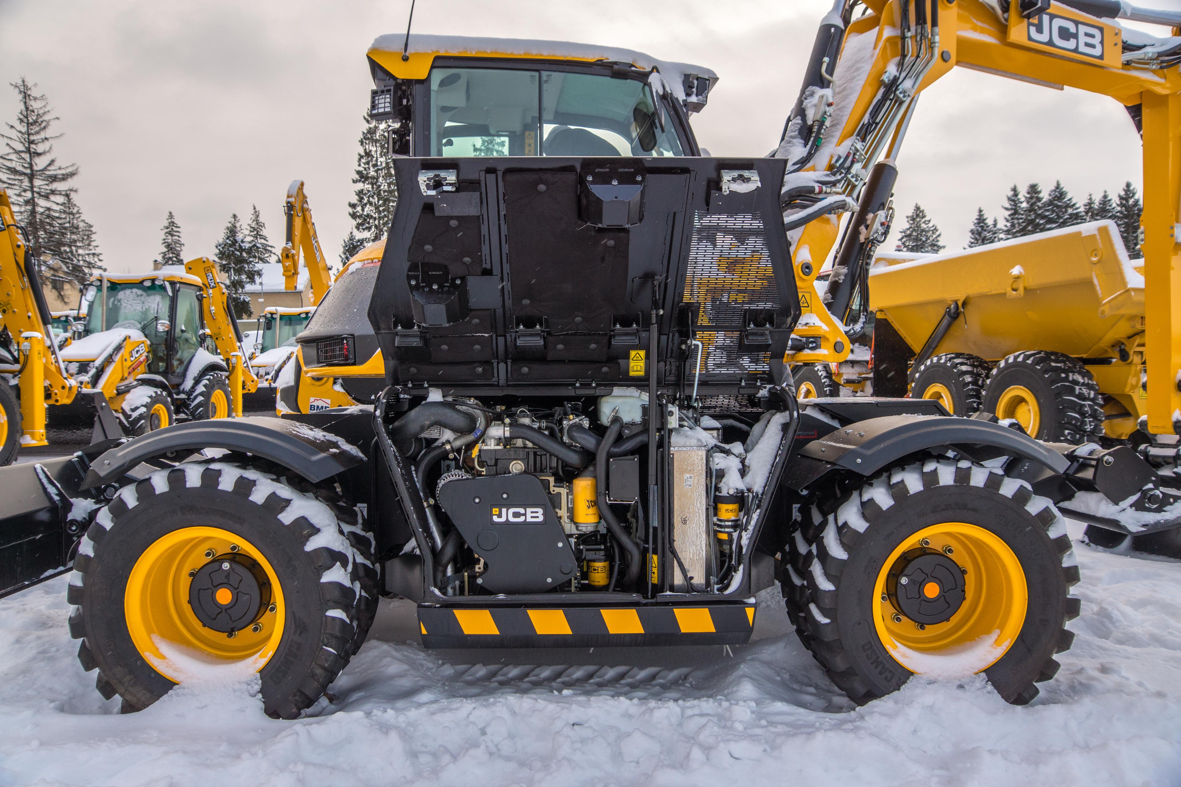 JCB Hydradig 110W - первый пошел!