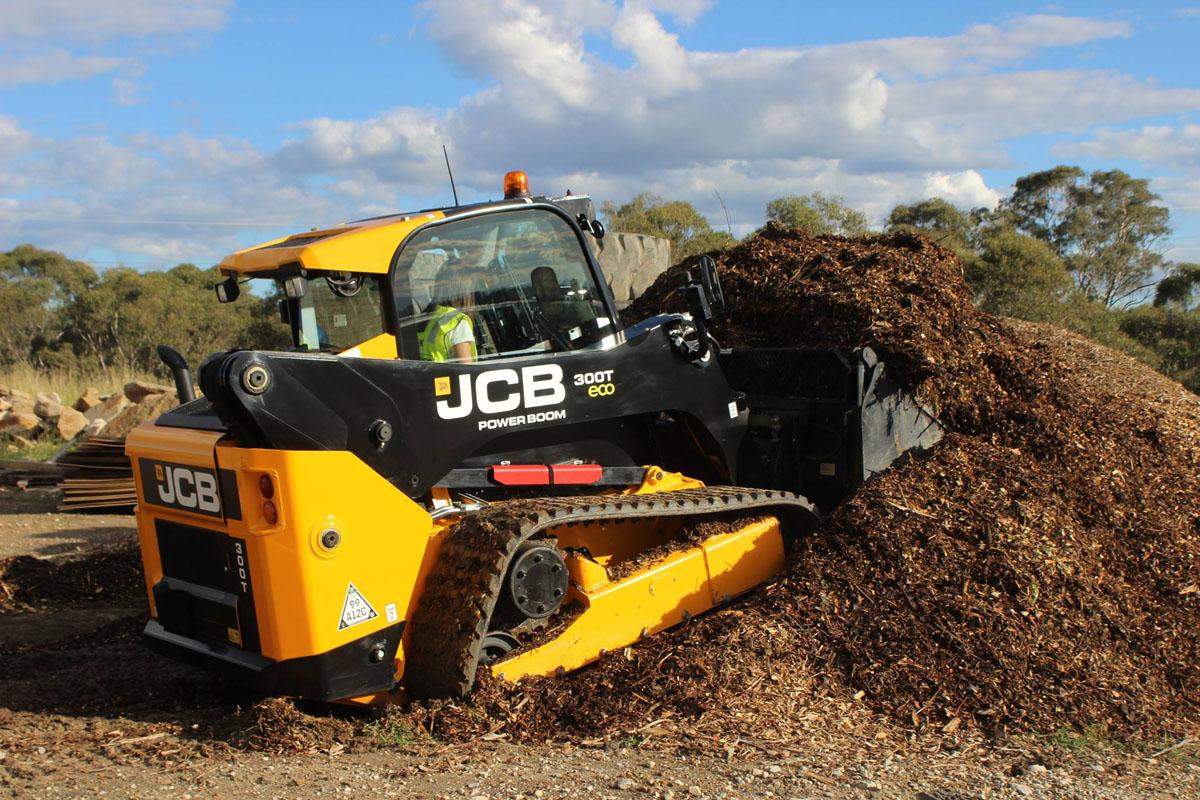 JCB выпускает новое поколение погрузчиков с бортовым поворотом