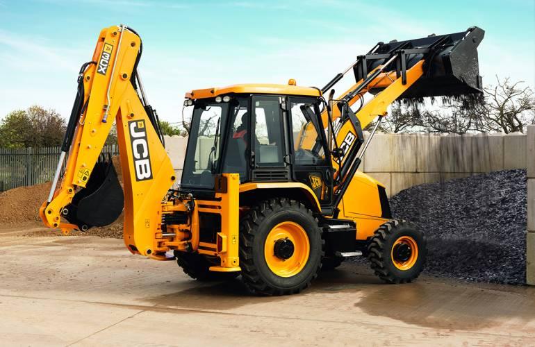 JCB выпускает экономичный экскаватор-погрузчик 3CX для тяжелых рабочих условий в России