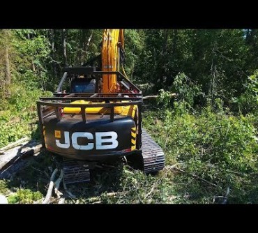 Гусеничный экскаватор JCB JS 220